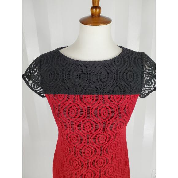MAGGY LONDON Women's Red & Black Lace Overlay Sheath Dress Sz 2 - Picture 5 of 9